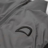 3D thread embroidery on the chest for added style and branding detail on the dual vest.